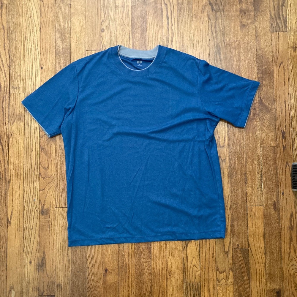 Uniqlo Men's AIRism Tee Blue